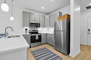 Under cabinet lighting